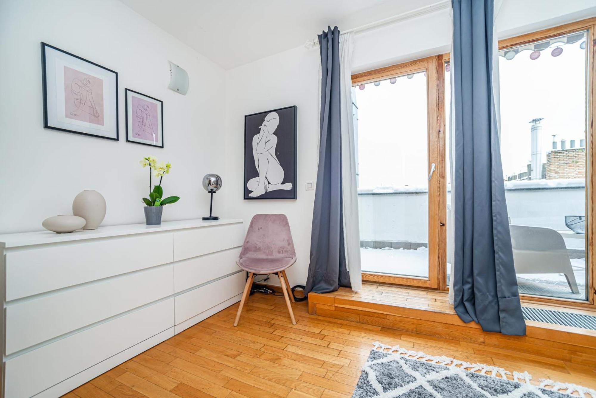 Lavish And Chic Duplex Daire