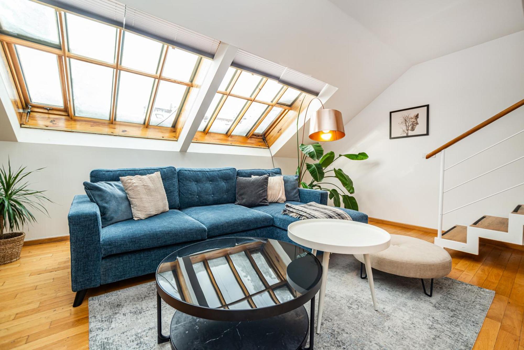 Lavish And Chic Duplex Daire