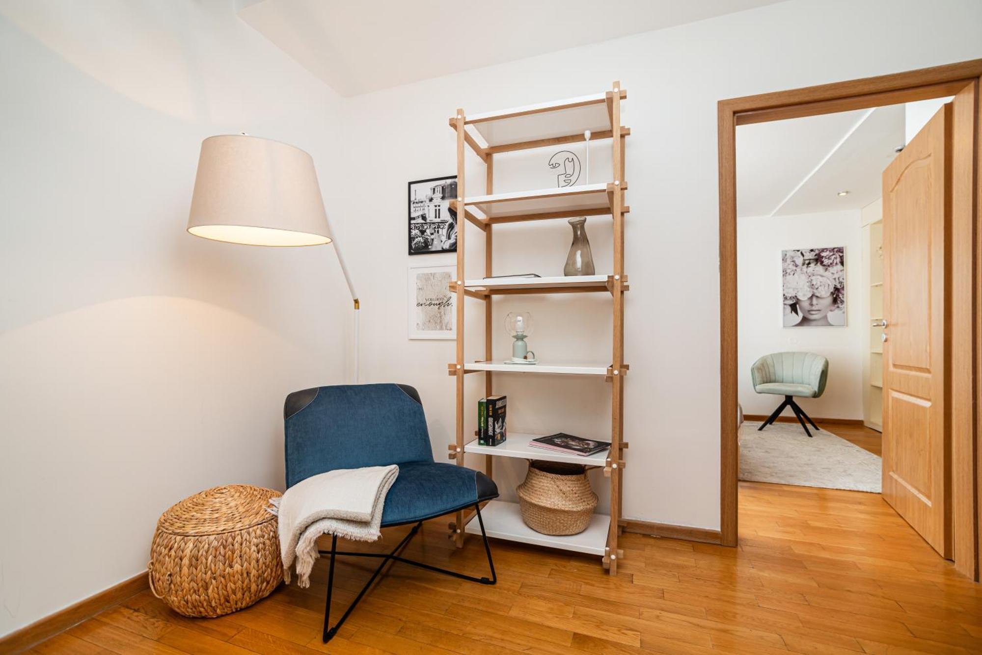 Lavish And Chic Duplex Daire