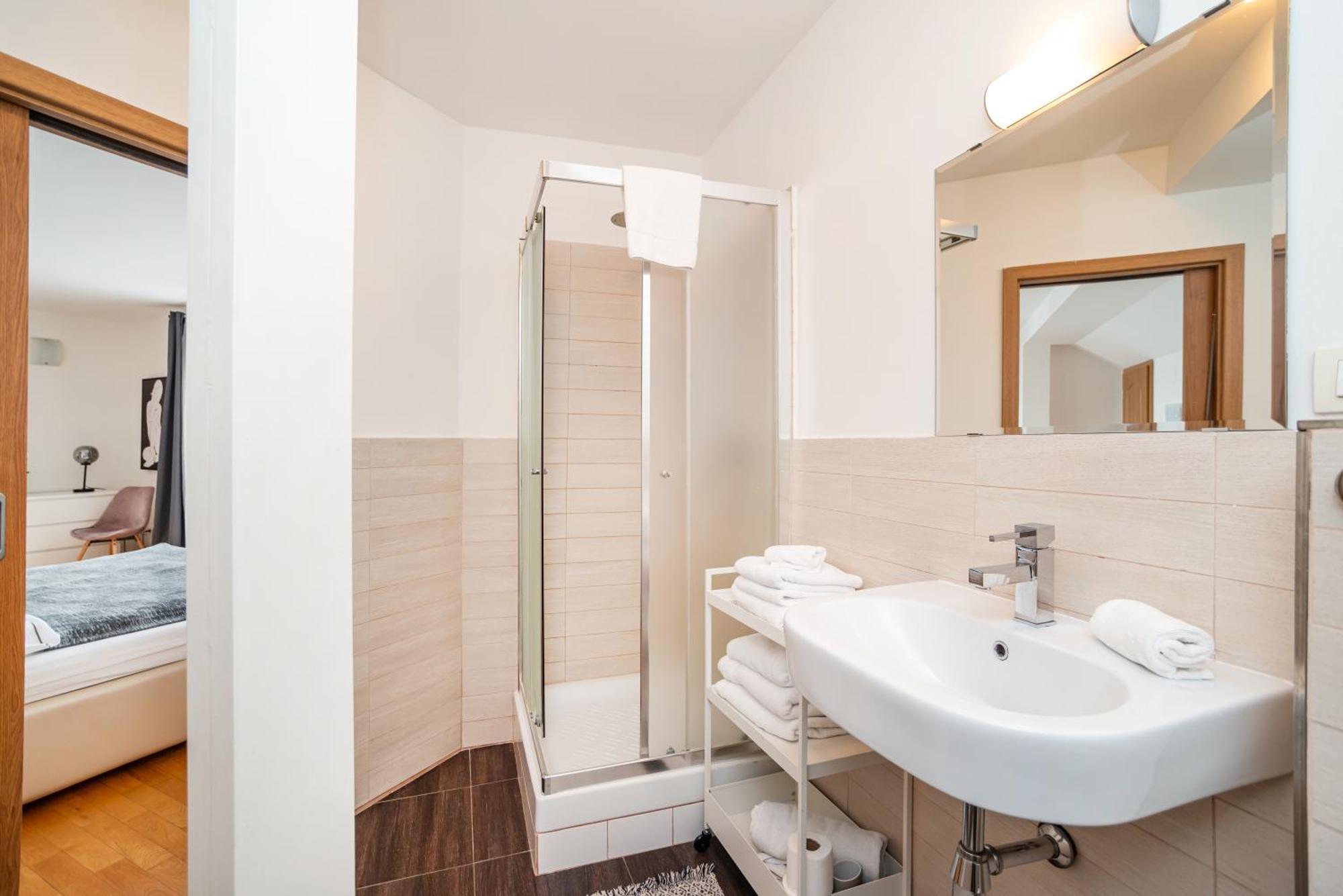 Lavish And Chic Duplex Daire *